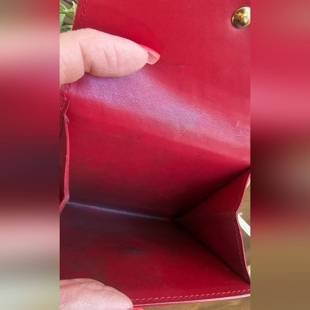 Louis Vuitton Elise Wallet in Monogram Vernis patent leather. - Picture 10 of 15